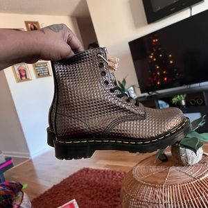 Dr Martens Brand New